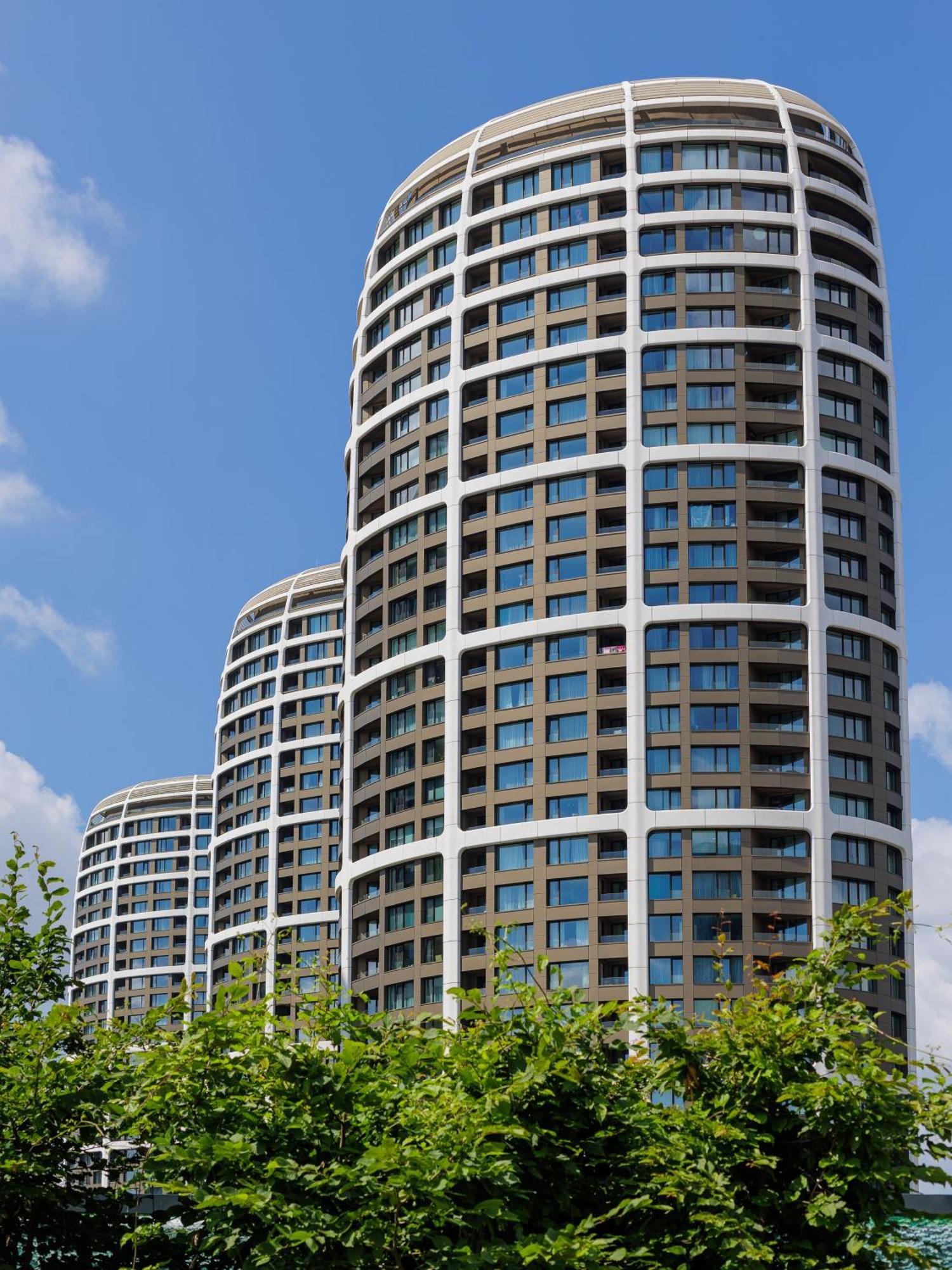 Sky Park 1 - Luxurious #Instaworthy Apartment In Downtown City Center With Included Parking, Best Address In Town Μπρατισλάβα Εξωτερικό φωτογραφία