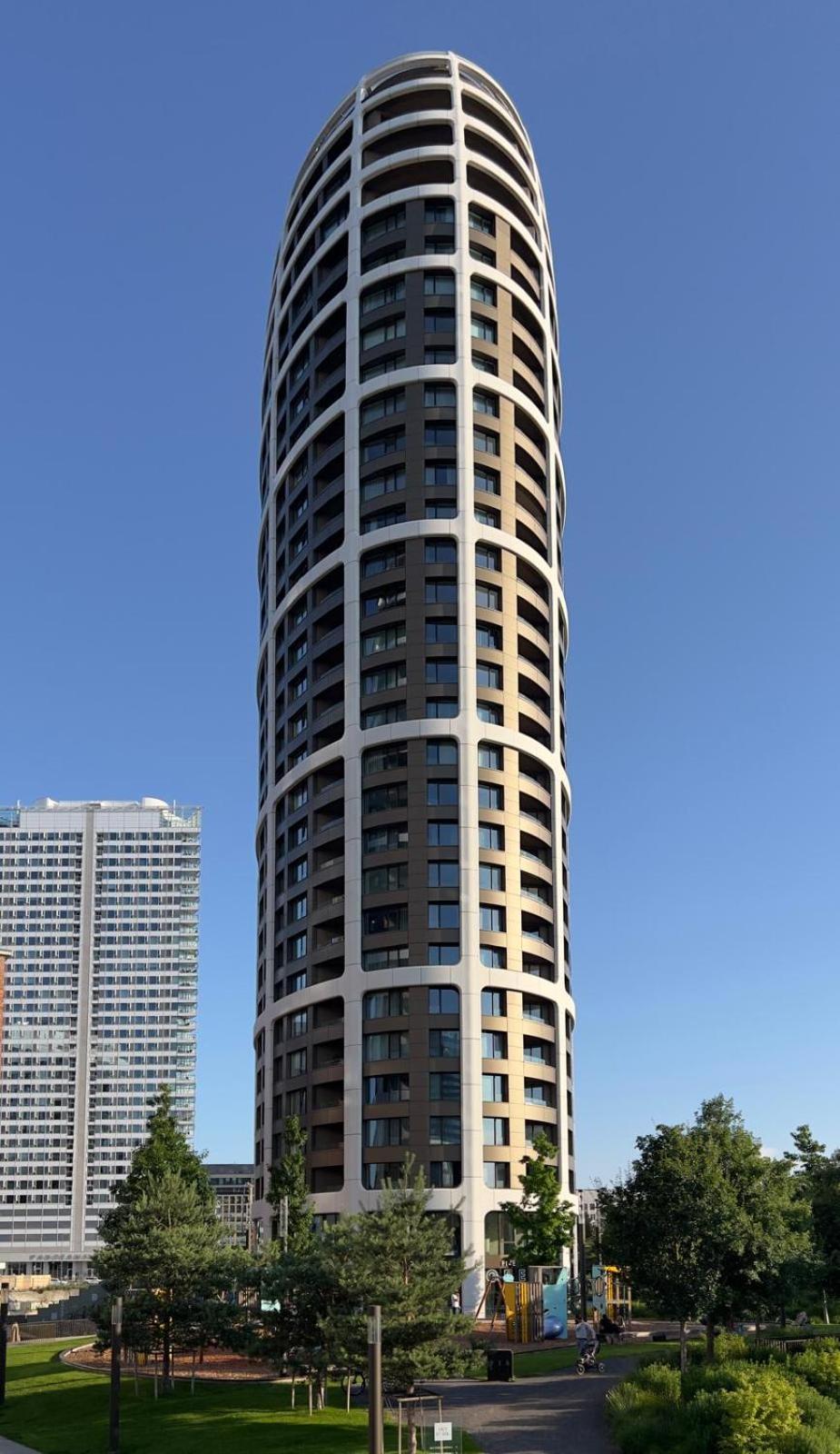 Sky Park 1 - Luxurious #Instaworthy Apartment In Downtown City Center With Included Parking, Best Address In Town Μπρατισλάβα Εξωτερικό φωτογραφία